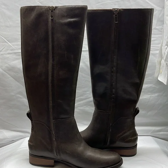 Brand new never worn Ugg Sorensen Waterproof Boots Brown 6.5 - Picture 7 of 14